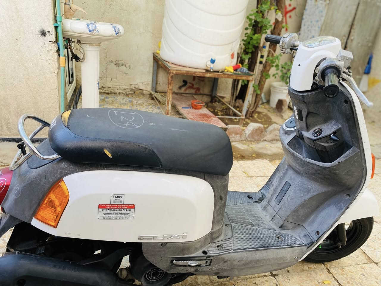 دراجه بوليس مامفتوحه بلاد بوشه 49 مكفوله من لاتبخير ولاخيط ولا تنقيص دراجه كله ختم واحد مامتعوبه دهن ياكو ومابيه اي نقص دراجه حلوه ومرتبه السعر 950 للتواصل يدلل الشراي ***********
