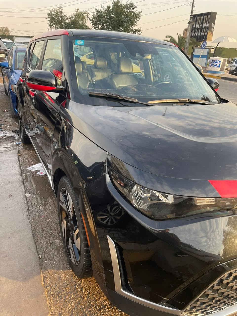 سلام عليكم 
سياره كيا صول موديل 2023 
أمريكي فول مواصفات GT
فتحه بصمة تشغيل عن بعد 
كشنات جلد تحكم ستيرن كأمره شاشة 
بيه 4 قطع صبغ 2 قطع تبريد 
ماشيه 40 مكان سياره بغداد البلديات 
رقم بغداد الدولي 
السعر 120 وبيه مجال 
استفسار على رقم ***********
