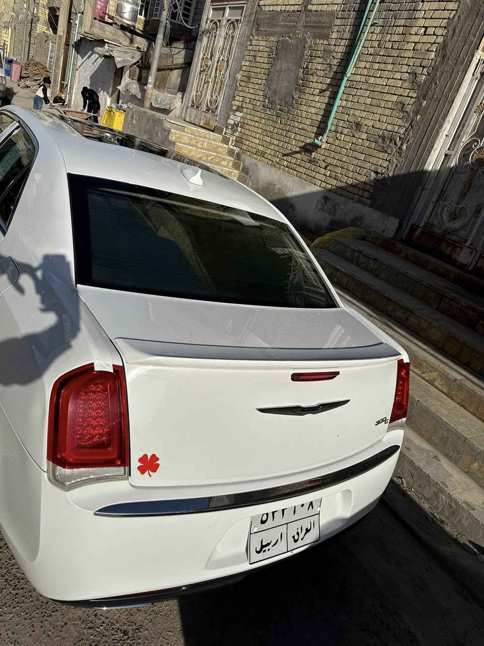 السلام عليكم اوبامه البيع مديل 2017
سياره كافله السياره فول مواصفات 
السعر255
وارد كندي السياره 
العنوان بصره 
0 787 453 5069
