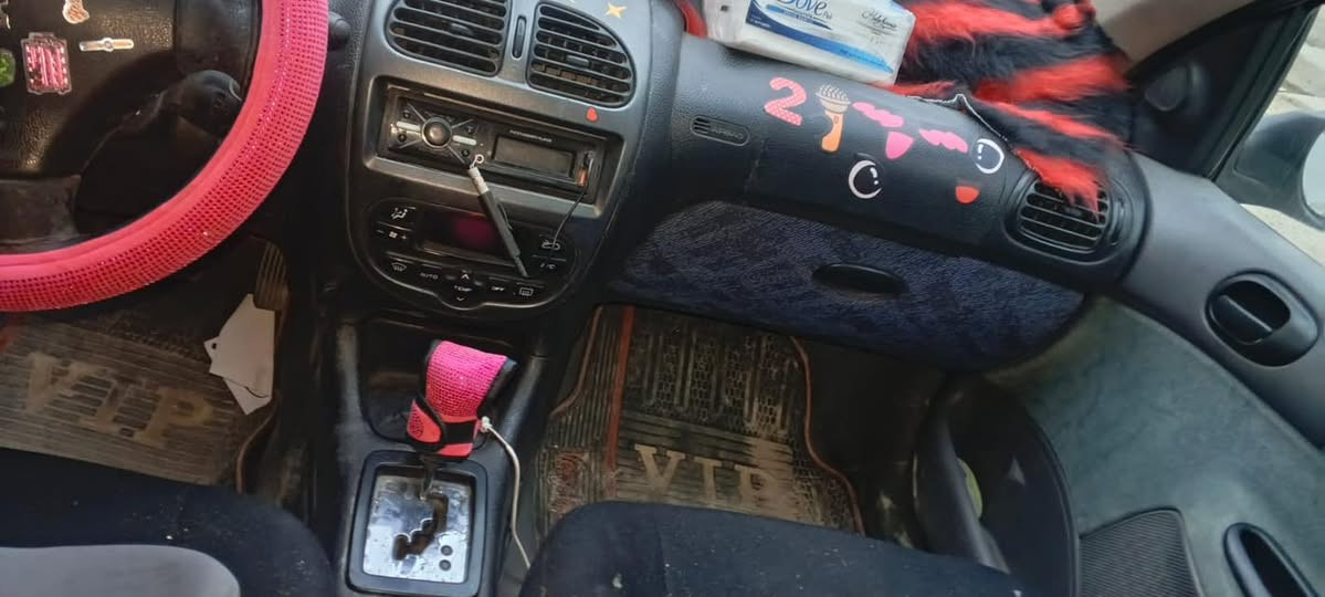 السلام عليكم بيجو 206
السعر 32بيه مجال 

***********
