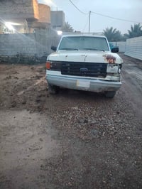 سيارة فورد حمل للبيع رقم بغداد الماني 07814794369