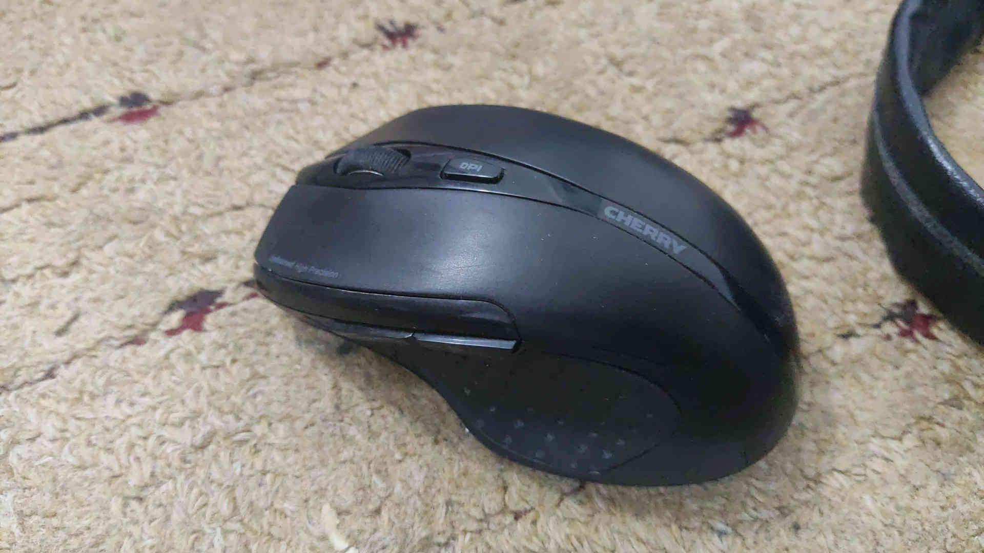 السلام عليكم غراض بالة اوربيه للبيع بيها هواي شغلات حلوه مثل مموضح بالصور غسالة ملابس وتصير تكرمون للاحذيه و فرشاة اسنان كهربائيه ماوس وليزر وخلاط عالشحن وكعب شتوي وخير من الله
المكان كربلاء ***********
