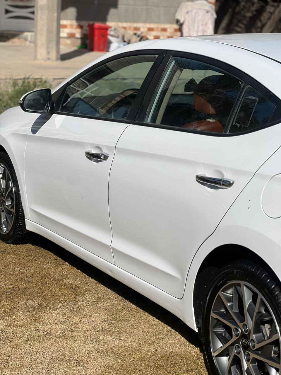 سلام عليكم سياره هونداي النترا خليجي موديل 19 فول موصفات سعر 167$
ماشيه 62 رقم بابل السياره موجوده بابل
الاستفسار ***********
