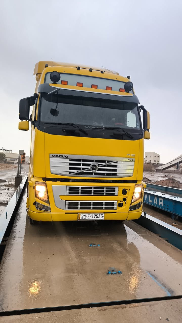 سڵاو ئەم ڤاڵڤۆیە بۆ فرۆشتن 2009فولە سەنەوی 2028 تازەیە ژم *********** _ ***********
