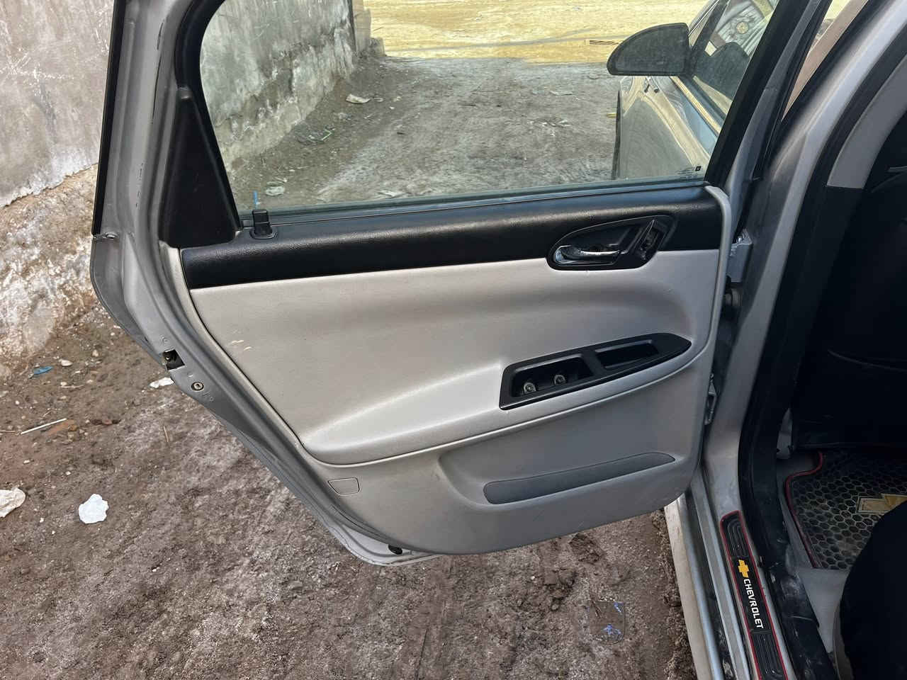 امبالا 2011 رقم كركوك الماني تحويل ثاني يوم سياره ضرر قطعه وحده صبغ سياره مال بيت جاهزه سياره خير من الله  كير بوليسي السعر 95 بيها مجال مكان ديالى الرقم ***********
