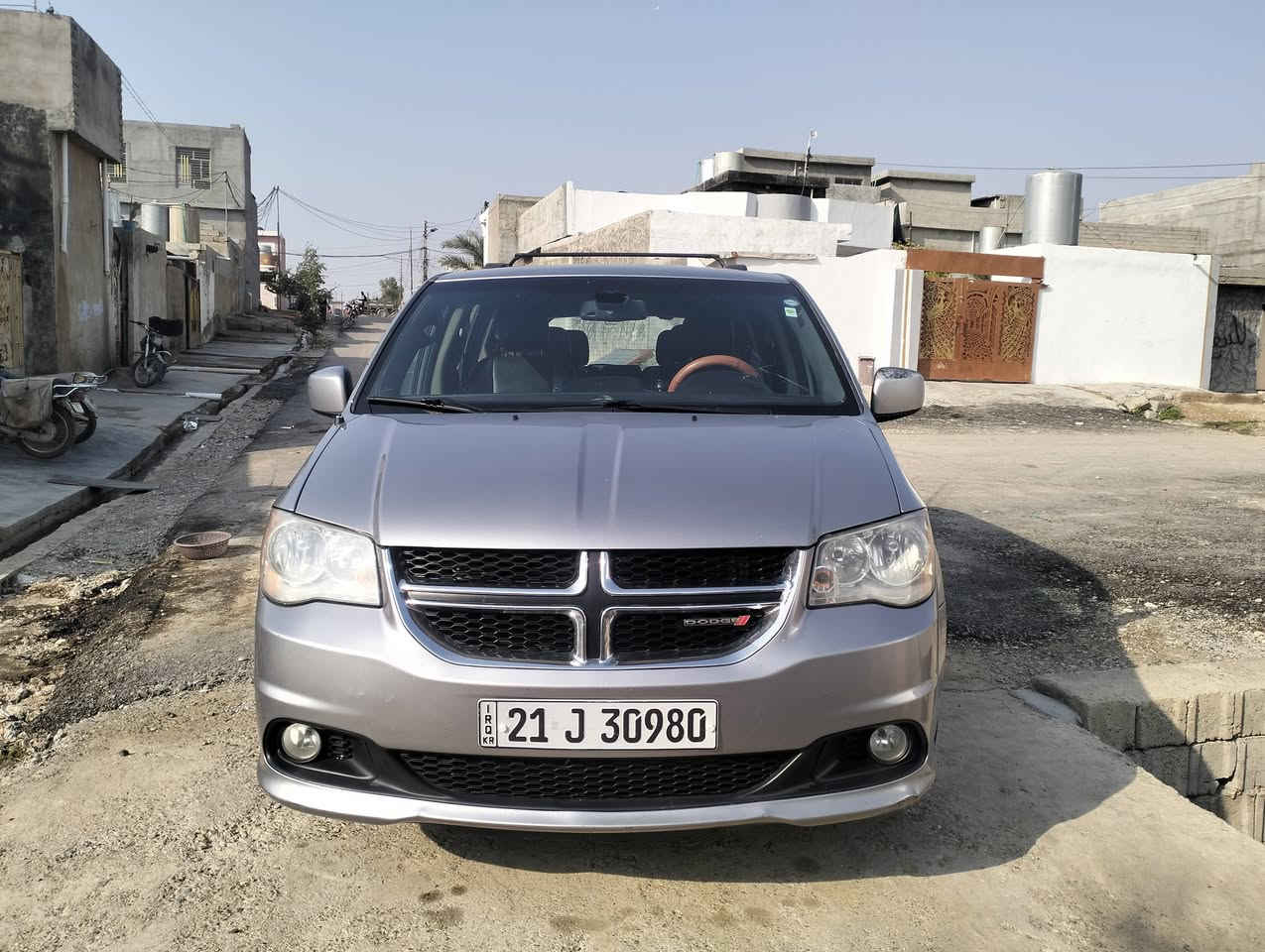 دوج كرفان 19 كلين فول مواصفات داخله تخريب وبسمي رقم سليمانيه ثاني يوم احولك  جاهزه دينار ماتصرف عليهه سعرهه 190 وهذا رقمي ***********  
وصور من أمريكا موجوده بلمنشور
