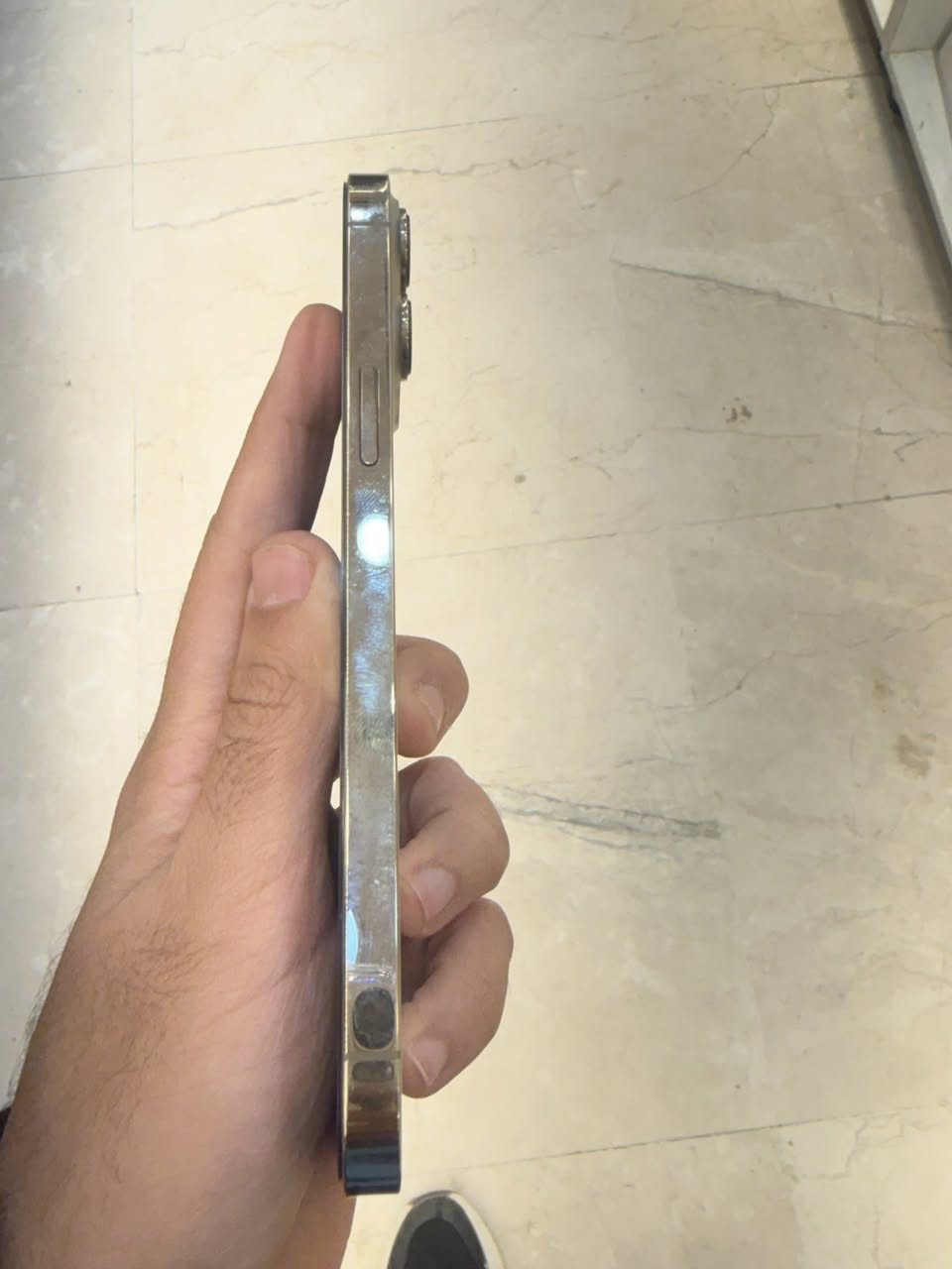 ١٣ برو ماكس دبل خط ذاكره ١٢٨ بطارية ٨٥ وتر الجهاز كفاله عامة ب٦٢٥ قفله بغداد الجديدة ***********
