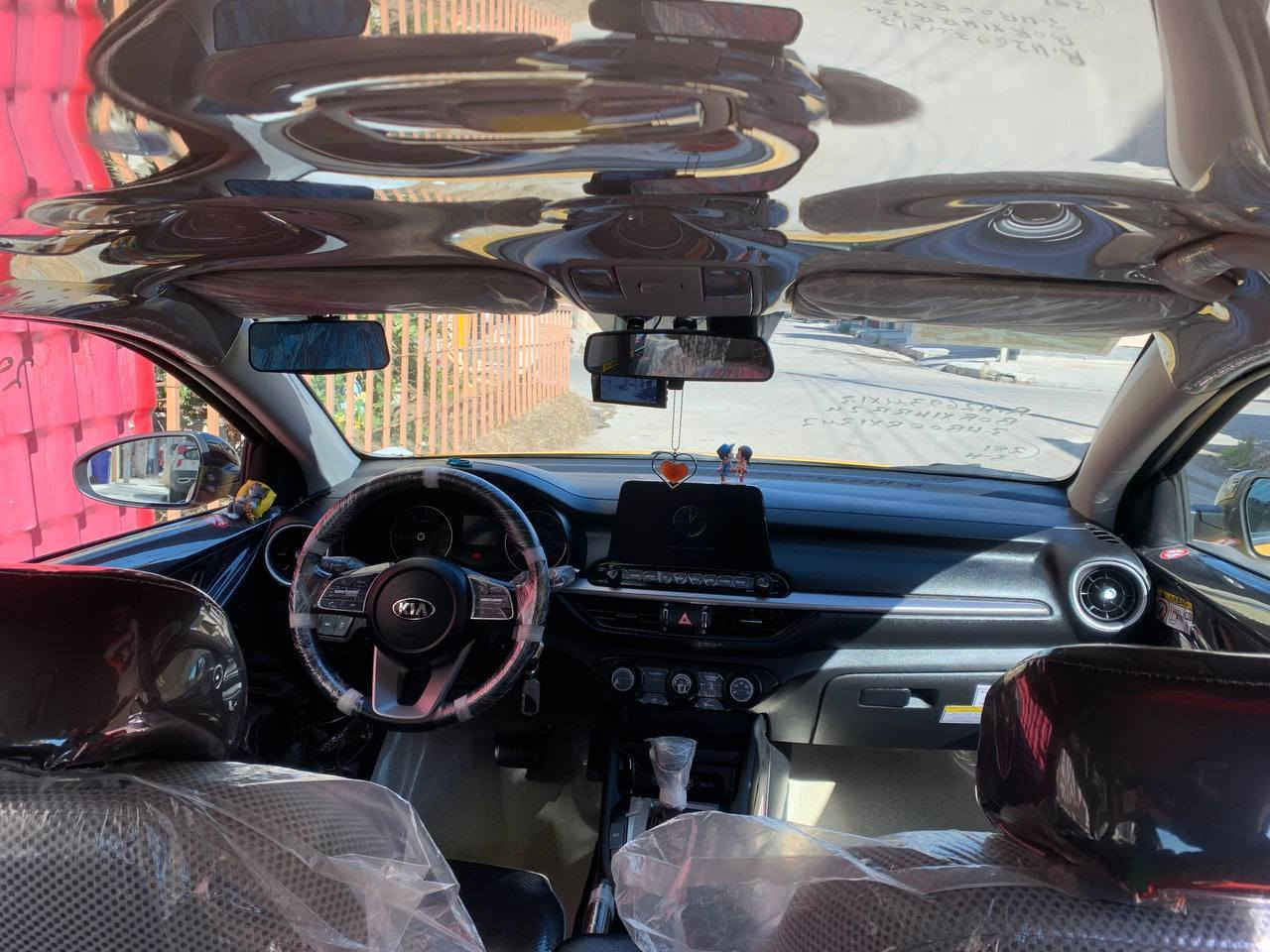 السلام عليكم كيا فورتي موديل 2021 سيارة جديده دوشمة جديدة  مامشتغله تكسي تخم تاير جديد منظومة غاز جديده  تحكم ستيرن مانع انزلاق وبعد بيها  مواصفات سيارة بسمي عنوان بغداد الاتصال ***********  الاستفسار ع الوتساب
