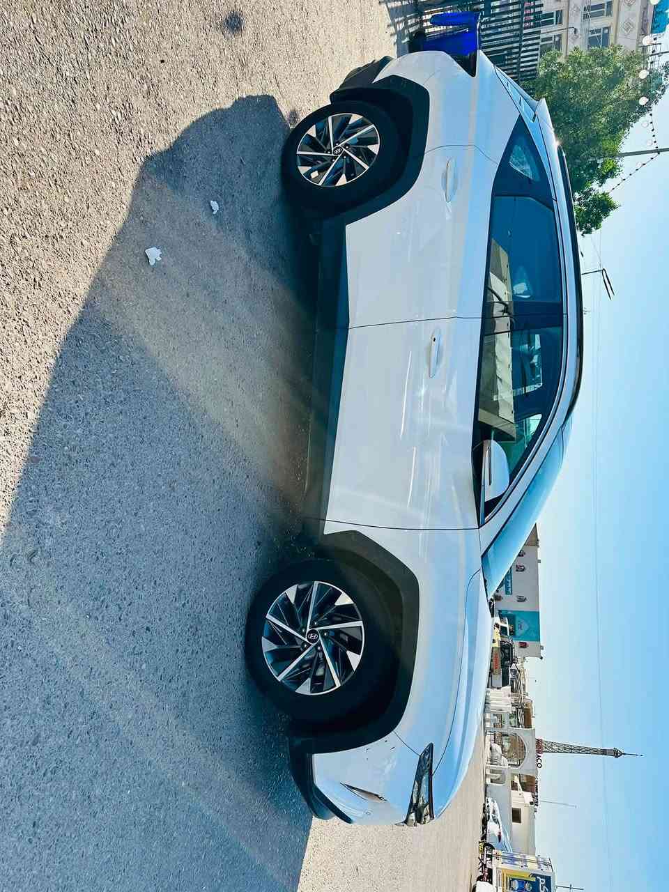 توكسان اعلى فئة بالخليجي 
موديل 2023 
رقم بغداد بأسمي  مكفوله من كلشي 
فول مواصفات بصمه +بانوراما 
تشغيل عن بعد 
مري شفط + بردات بلاديه
شحن وايرلس
قطعتين تبريد +شحن وايرلس
تبريد كشنات + كشنتات كهرباء
شاشه +تبريد لمس
حساس امامي خلفي +كاميرا دواره
السياره ماشيه 117 الف
 الف كلهن ع ايدي ماخذها زيرو
وباقي المواصفات المعروفه بالفول

 السعر : 195 
مكان السياره : بغداد الكرخ 
***********
