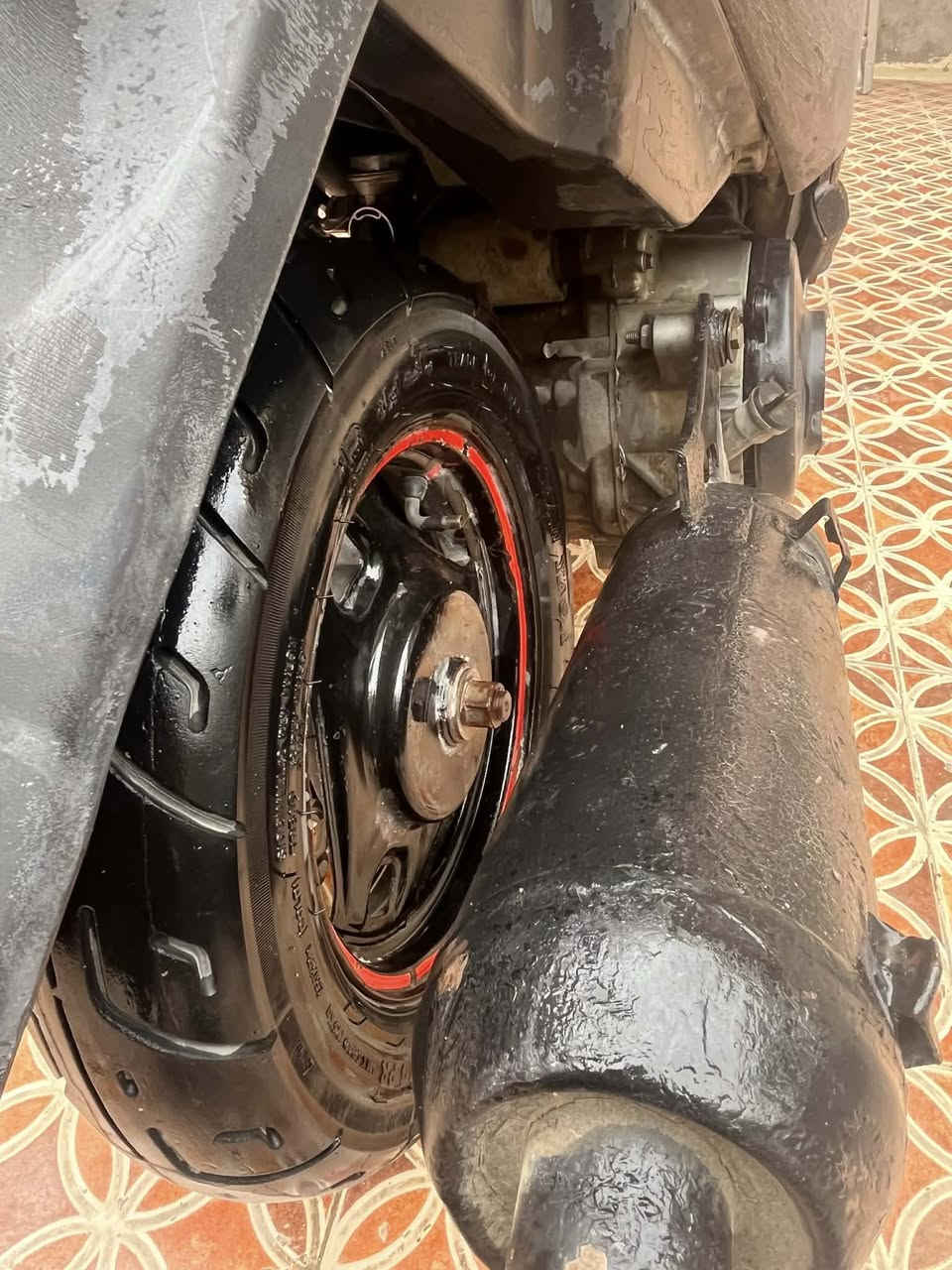 دراجه ادرس ياباني قديم دراجه كابريتر عوزه ترتيبات شغاله هندر السلف مأعرف شبي مكاني كوت داموك اتصلل وبيك خير وتدلل ***********
