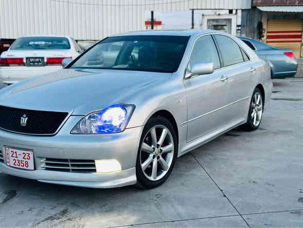 شاهانە موس موس 
٢٠٠٥ی سپۆرت 
مەکینە ١٨٠ی مەرغوب بێ دوو کەڵ 
سێ دووگمەی ناو رەش
ئاوینە شەفت و لایتی ناوچەی کوێر 
بەس شوێن موسەکانی بۆیاغە 
ویل دینگە چوار تایەیی تازە 
گێرو مەکینە و کارەبایی تەقە و رەقە بە شەرت 
قفلی ٥٥ گەڵا 
*********** 
*********** Singapore
