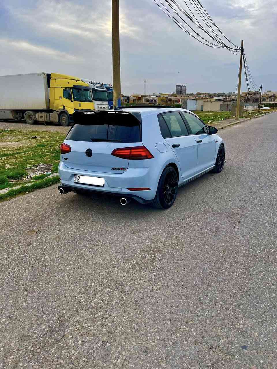Golf 💎🌹GTI MK 7:5 ✈️🌹لون سمنتي فاتح احلي 👌
2020     فول فول مواصفات 🌹
پانۆراما
کشن جلد
کشن کارەبای
کشن گەرم(هیتر) تبريد مركزي
بصمة
يدة بصمة
کامیرا
شاشة گەورە (کبیرة)و دشبول الكتروني 
🌹ئاوێنە ڕادار( مرايا رادار)
Carplay 
Auto start stop 
بەگلایت لید بلادي
لایت لید بلادی محرک (daynamic)
بلاجکتور
دفیوزر پێش و پشت ( بجم و خلف) TCR
گێر و مەکینە بە شەرت ( گیر و محرک بشرط)
بەناو کردن بە شەرت (تحویل اسم بشرط)
                                                 سيارة ٢ قطعه صبغ للجماليه يعني بدون دعم بدون دواخل و ارباك شرط 👌 ..               سعر سيارة (١٧٧) ورقة مجال مكان اربيل (***********)كورك واتساب 🌹
