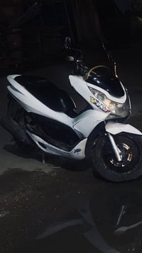 عندي هاي الدراجه بي سي اكس دراجه نضيفه للبيع سعر  مليون و100 الجيل اول...