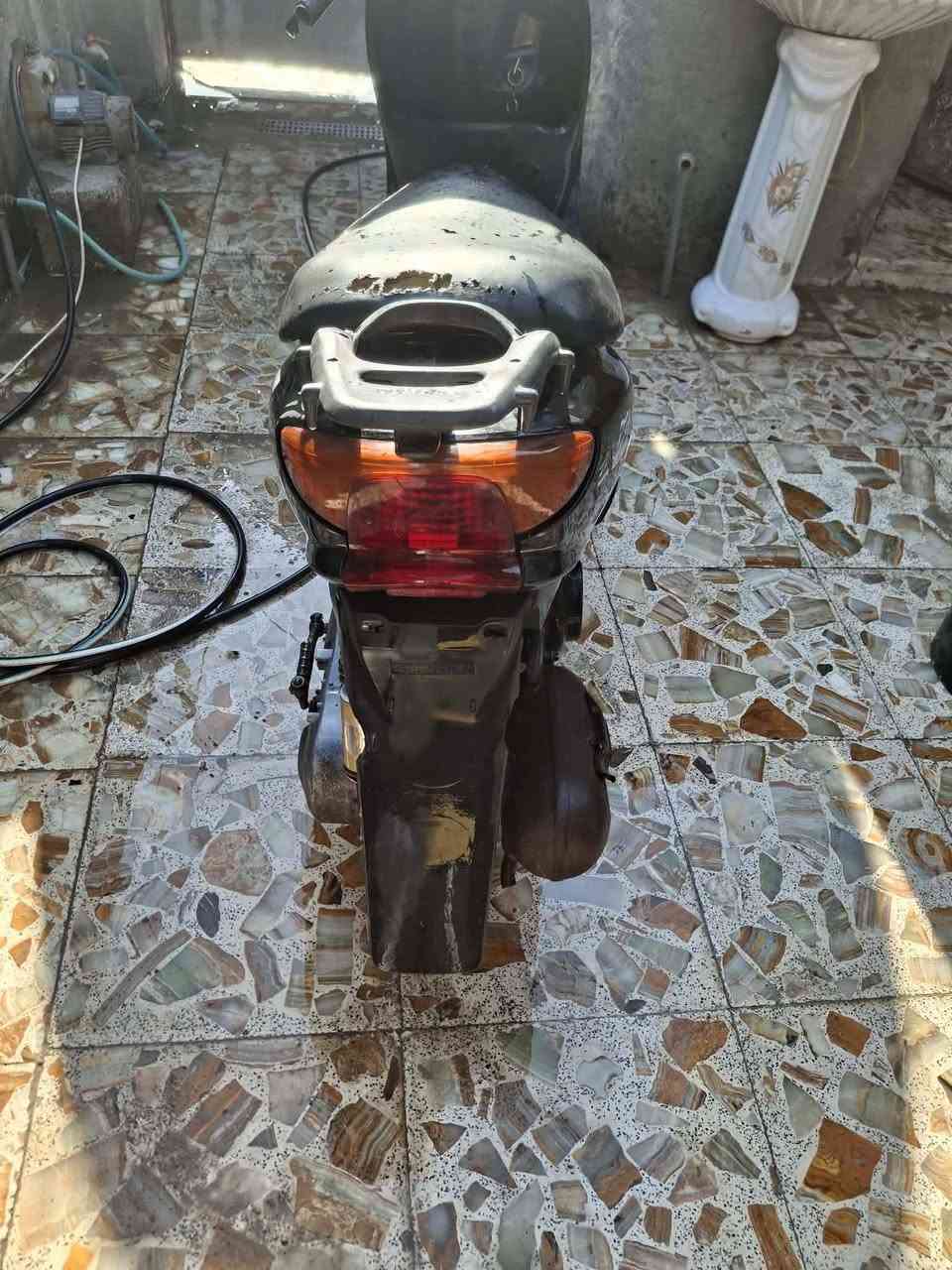 عصفوريه شغاله سلف هندر شلعه ومعدل كهربائيات كلهه شغاله  مكاني بغداد مدينه سعر ٢٢٥ رقم الهاتف ***********
