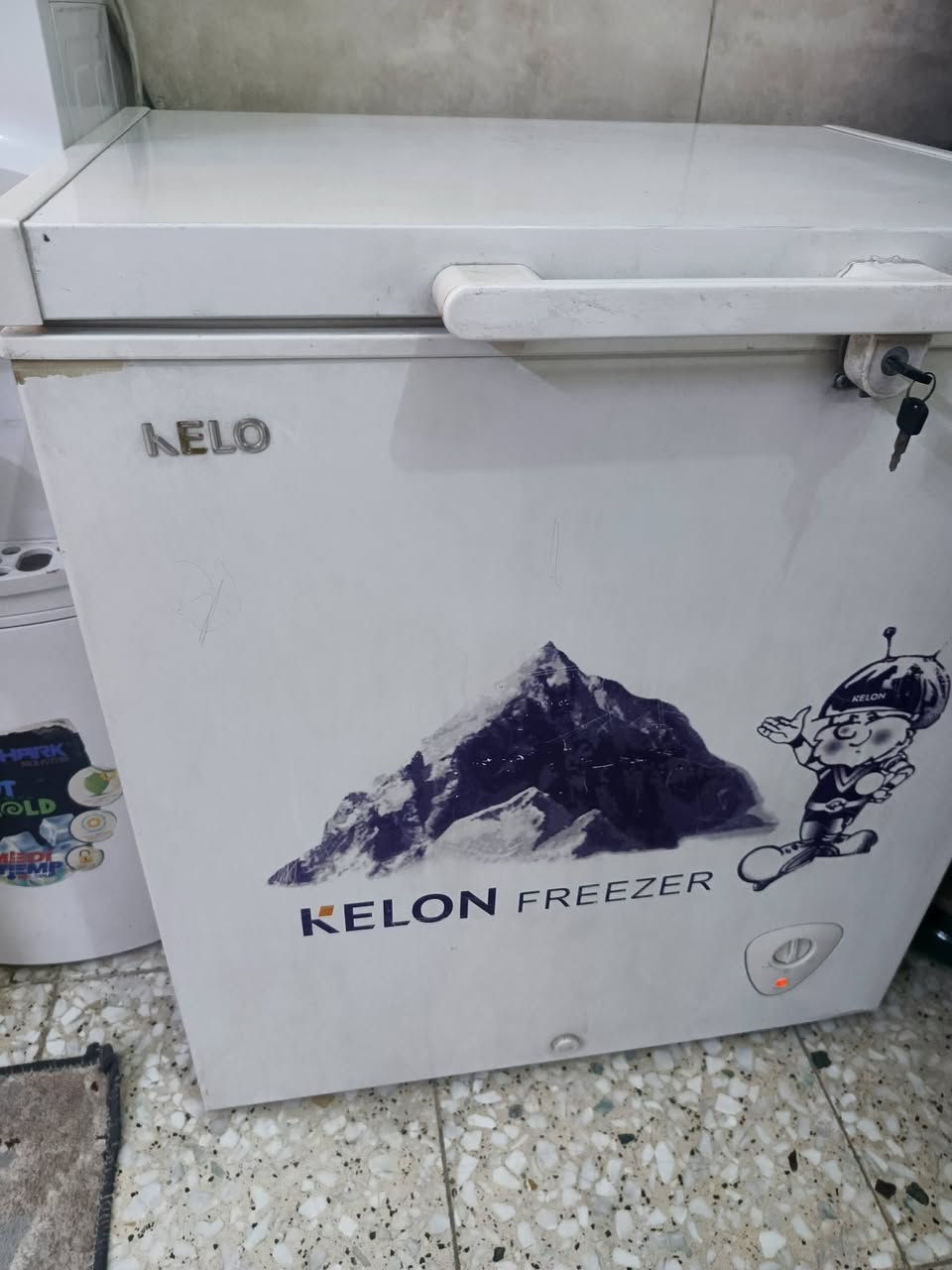 اغراض للبيع بغداد كفاءات السيديه
تلفزيون ٤٣ نطيف وجديد ومابي اي خلل ب١٠٠ 
ميز و٤كراسي بعد كرسين ماصورتهن نطيف مابي خلل ب٧٥ 
تلفزيون ثاني الموجود ع ميز حجم ٣٢ ب٥٠ 
مغسله جديدة هيه وخلاطها ب١٠٠ ماركه فيترا 
مجمده كيلون حجم صغير تجميدها فول ب١٠٠


**إذا كنت صاحب هذا الإعلان وتريد حذفه لأي سبب، رجاءا أرسل رسالة إلى الدعم الفني**