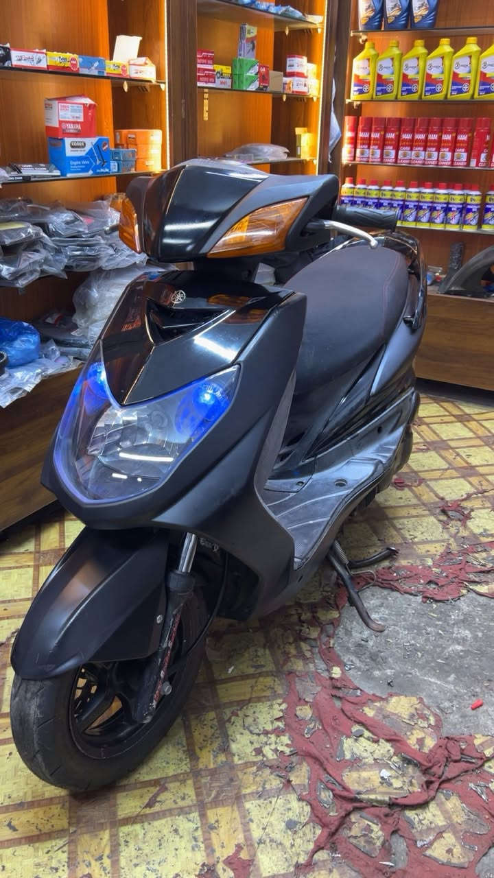 سلام عليكم سكنس فحل نوزل خطين مكفوله كفاله عامه السعر 950 وبيها مجال ***********
