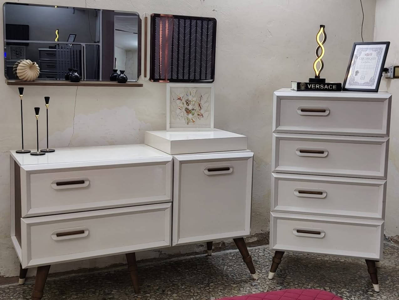 #غرفة_تركيه_للبيع_نضافه 💯 🛏️🪞👇
من ايدول IDOL ماركة أصلية 7 قطع
تكمه ثكيله قويه الضهر بلوك السرير مخزن
الصبغ الحراري ضد الرطوبه والخدوش
ابيعها بسعر مناسب سبب الأنتقال
***********
