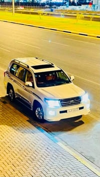 لاندكروز 6v) 2013)  ___المواصفات_____ . كشنات جلد وكهرباء .اضويه بلدوس...