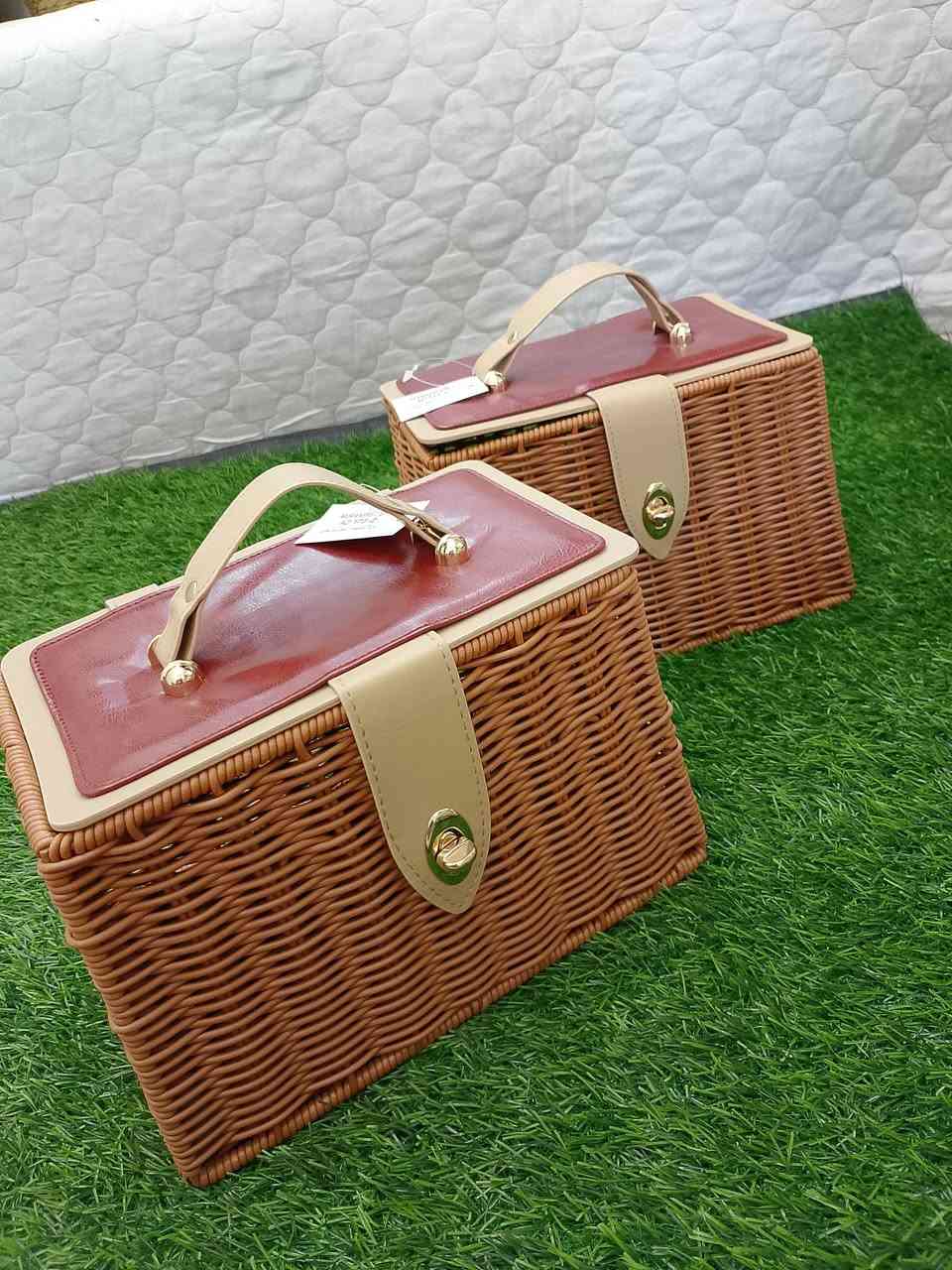 بوكس خيزران ١٣ع اول تم
توصيل متوفر


**إذا كنت صاحب هذا الإعلان وتريد حذفه لأي سبب، رجاءا أرسل رسالة إلى الدعم الفني**