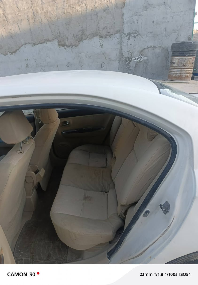 فولكس موديل ١١ كير مكينه خير من الله حداديه جديده  السياره مال بيت السعر ٤٠ وبيها مجال التواصل *********** رقمها بابل
