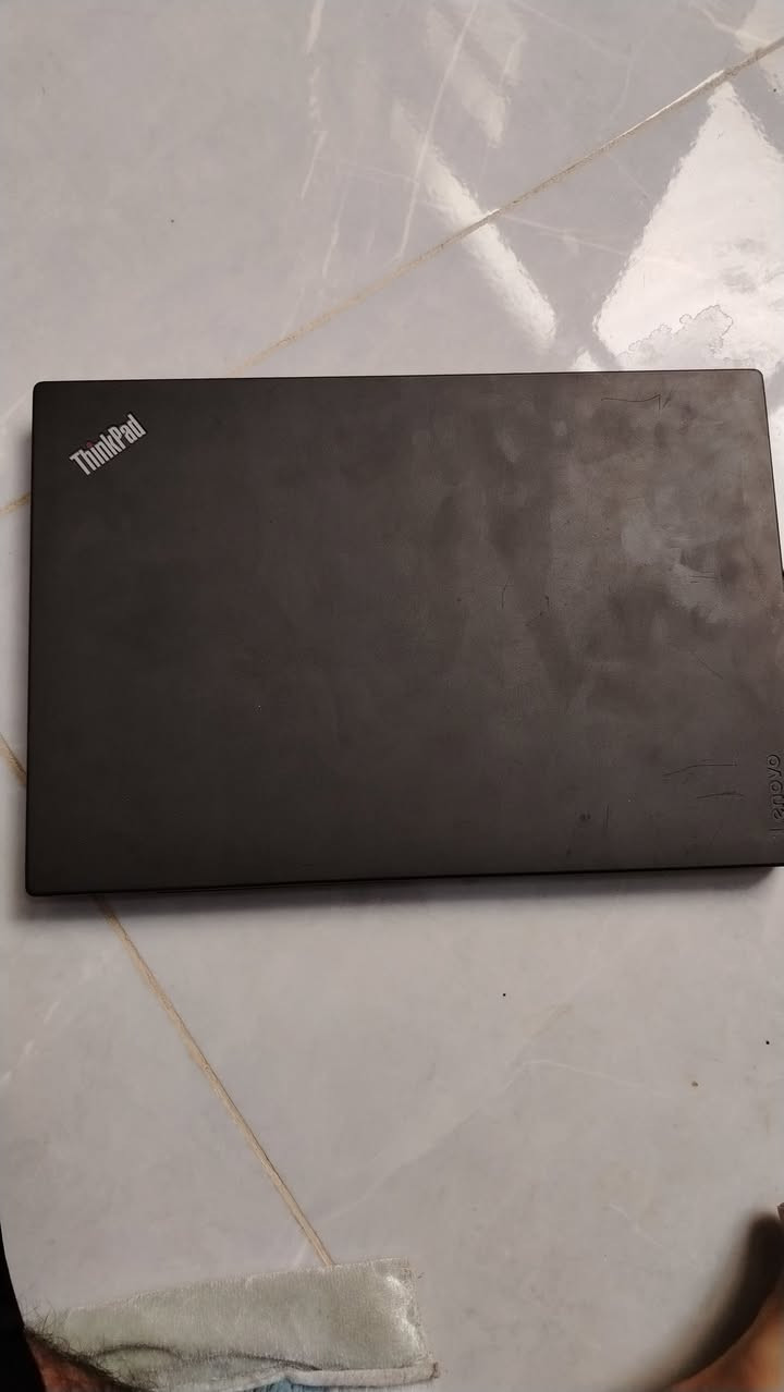 لابتوب لينوفا 
المعالج كور اي 7 الجيل الثامن
رام 8 
مساحه 256 ssd 
ويندوز 11 برو مفعل مدا الحياه 64 بت 
يجي وياه شاحنته الاصليه وجنطه 
نضافته 95‎%‎
المنافذ/
اوكس سماعه 
منفذ شاحن 
منفذين رام 
اجدي ام اي
يو اس بي عدد 2 
تايب سي 
منصب عليه جميع تطبيقات السوشيل ميديا مثل يوتيوب وتليجرام وانستكرام وغيرها 
بي قارء بصمه 
بي فيس اي دي 
بصمه اصبع وبصمه وجه
كامره اماميه 
بطاريته بحاله الوكاله تدوم لساعات

السعر // 300 وبيها مجال 
كربلاء


**إذا كنت صاحب هذا الإعلان وتريد حذفه لأي سبب، رجاءا أرسل رسالة إلى الدعم الفني**