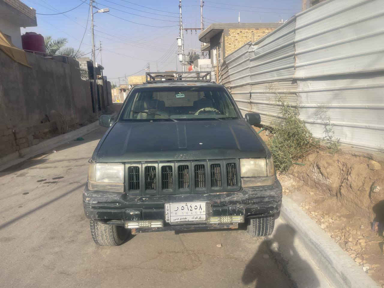 سيارة جيب شيروكي مديل 1994 سيارة عوزهه بس حدادة محرك وگيربطة بجيس رقمها كركوك مداور مشروع وطني باي مكان تحول راعيهه بل دوانية موجود سنوية مامنتهية السعر20 وبيهه مجال للتواصل على هذا الرقم ***********
