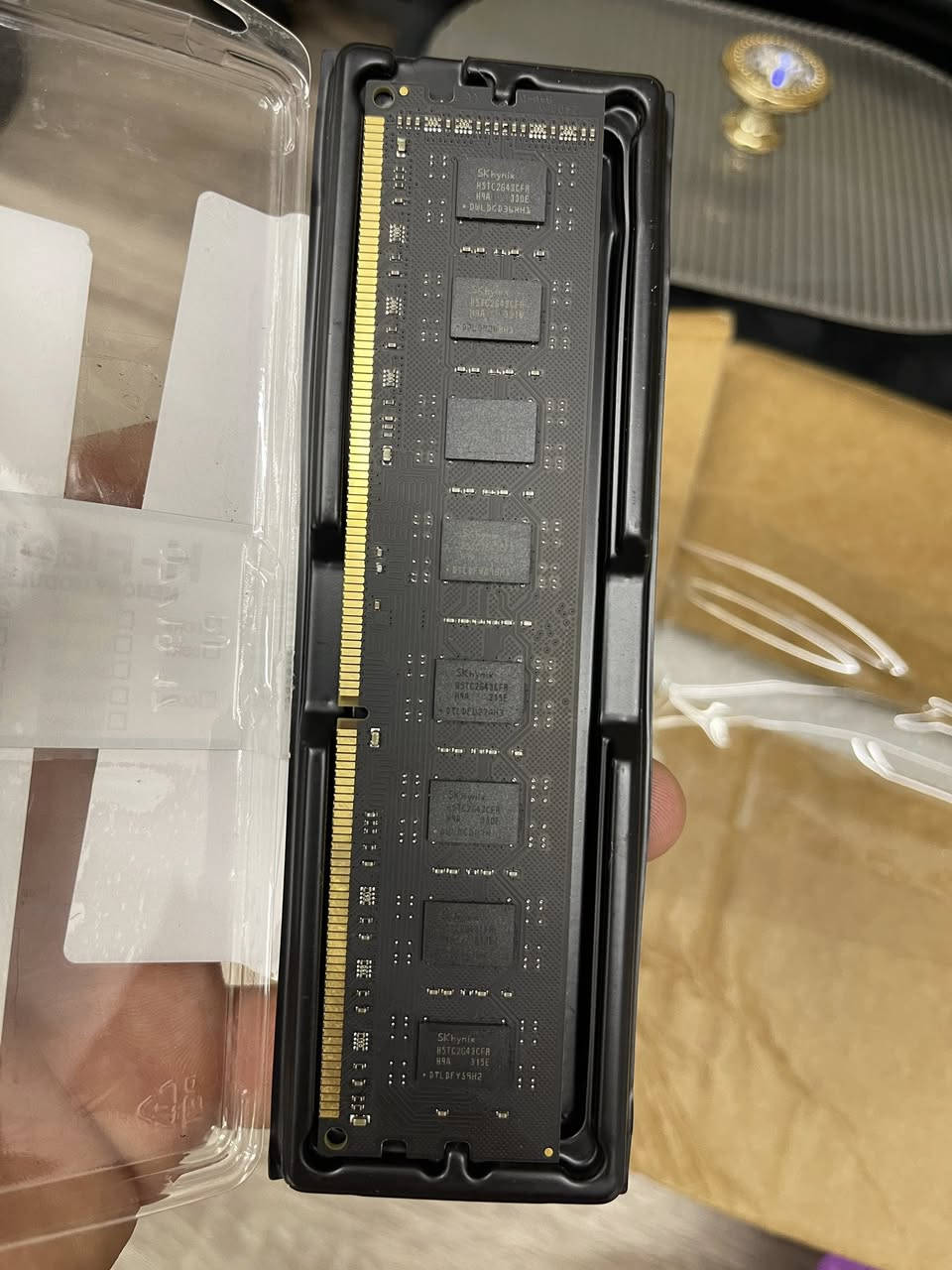 DDR 4 رام ١٦ كيكا 
سعر : ٦٥ الف


**إذا كنت صاحب هذا الإعلان وتريد حذفه لأي سبب، رجاءا أرسل رسالة إلى الدعم الفني**