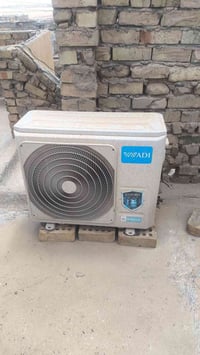 قطعه خارجيه طنين  للبيع مستخدمه شهرين   نضافه 100 بل 100 الرقم 0783978...