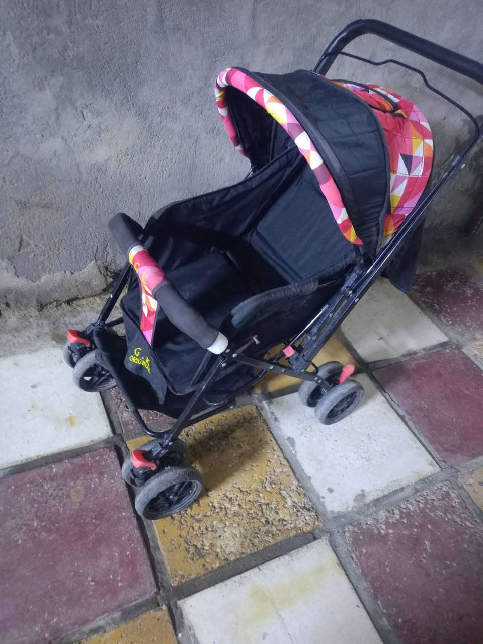 للبيع ب35 وبيها مجال ***********
