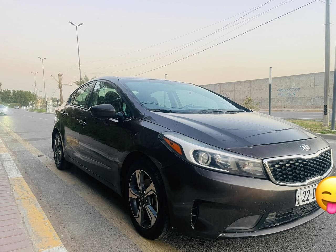 السلام عليكم          السعر (110)
كيا فورتي مديل 17 اربيل بأاسمي هزة وسنويه جدد 
حادث امريكا جاملغ. بدون دواخل بدون ايرباك. وربع لبنيد. 
وبل عراق صار بيها طخه بين لبابين لسايق ول ورا 
كير ومكينة مكفولات بدون نقص السياره. ماشية (138) ميل
مكاني اليرموك رقمي ***********
