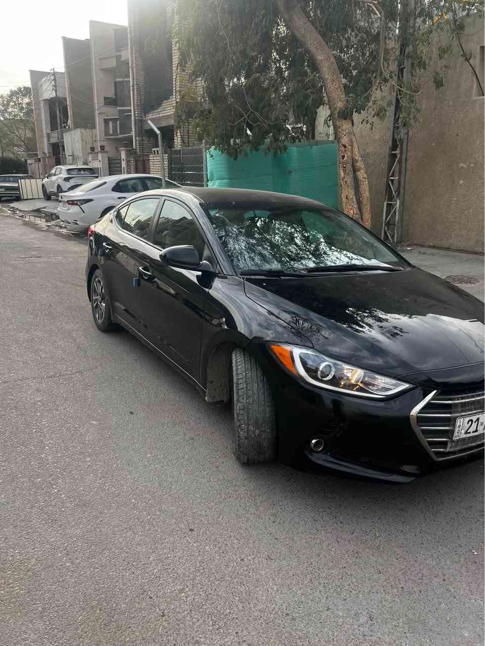 السلام عليكم 
النترا ٢٠١٧
Elantara 2017
امريكي حادثها جنطه بدون دواخل 
المواصفات:
١-شاشة كبيره
٢-٣ انضمة قياده 
عادي
وايكو
وسبورت
٤-كروز سرعه مثبت سرعه
فول تحكم ستيرن 
السياره كير ومحرك مجفت وانطيك ترايك للبصره  وصبغ جنطه وجاملغ ايمن خلفي بدون دواخل 
السعر ١١٩ وبيها مجال حك جيه 
العنوان بغداد البياع 
*********** Colombo, Sri Lanka
