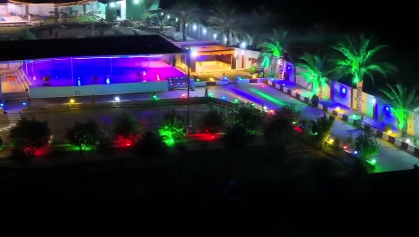 مزرعة الباشا 🏖🌹
عيش أجواء الصيف ويانا 🌹🏖

يستقبل العوائل والشباب صباحاً ومسائاً
ومهيئاً لكل المناسبات والحفلات 🔥
المواصفات:

مسبح كبير و نضيف ومفلتر يومياً ومسبح للاطفال
حدائق مرتبة ومكان مثالي للمة 
العاب اطفال 
وبليارد
وكرة طائرة 
وفيشة 
وساحة لكرة القدم
وموقف واسع للسيارات
وجلسات خارجية وشواية
إضاءة ليلية مع ديجي 
واستقبال مع غرفتين نوم ومطبخ وحمام

مناسبة ل :
للمناسبات والاعراس  والحفلات وأعياد الميلاد وللمات العائلية

ايام راحة وتغيير جو 🌹🏖
موقع مميز -هدوء وخصوصية كاملة 🌹***********
