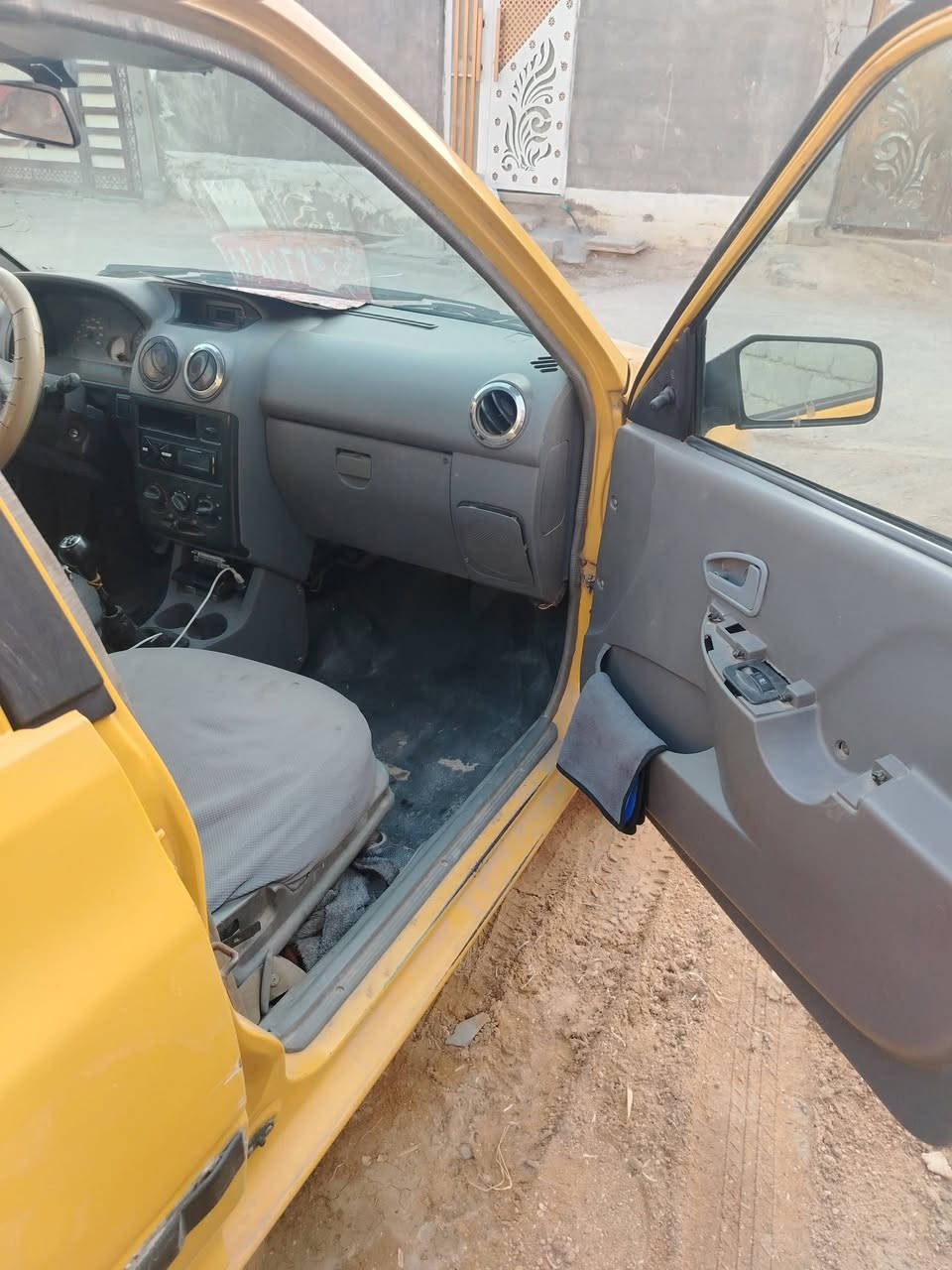 سلام عليك عيني عندي سايبة موديل ١٢ مكينة و كير خير من لله لا تنقيص ولا تبخير بيهة نواقص بسيطة رقمهة صدامي صاحبهة موجود يحولك هيأة مصفر غرامات ما ادري ولله بس تكلف تحويلهة بين ٦٠٠ او ٧٠٠ بل زايد مو اكثر  اريد مراوس او لبيع


**إذا كنت صاحب هذا الإعلان وتريد حذفه لأي سبب، رجاءا أرسل رسالة إلى الدعم الفني**