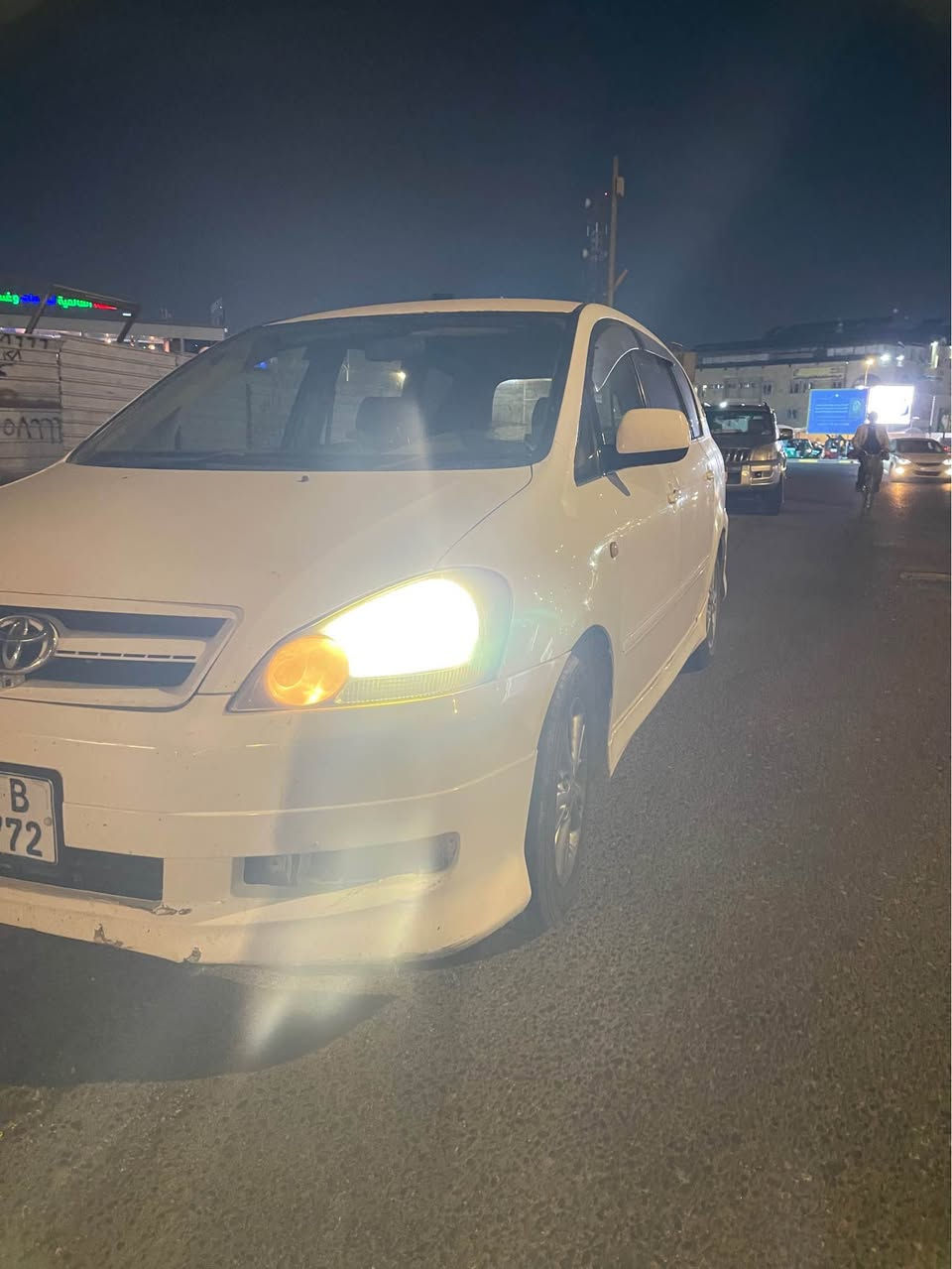 تويوتا ابصم 2001 اصل عادي مو كريستال
محرك جديد 
تخم تاير جديد 
تبريد شغال نقص غاز فقط
بيها تصليح المداكر الخلفيه  
وتصليح فوك الجامه الاماميه اثر خياس 
رقم بصرة دولي باسمي سنويه لل2027
دواخل اسود ورصاصي 
سعرها 100 مجال بسيط جداً جداً ابو الخصيب, البصرة


**إذا كنت صاحب هذا الإعلان وتريد حذفه لأي سبب، رجاءا أرسل رسالة إلى الدعم الفني**