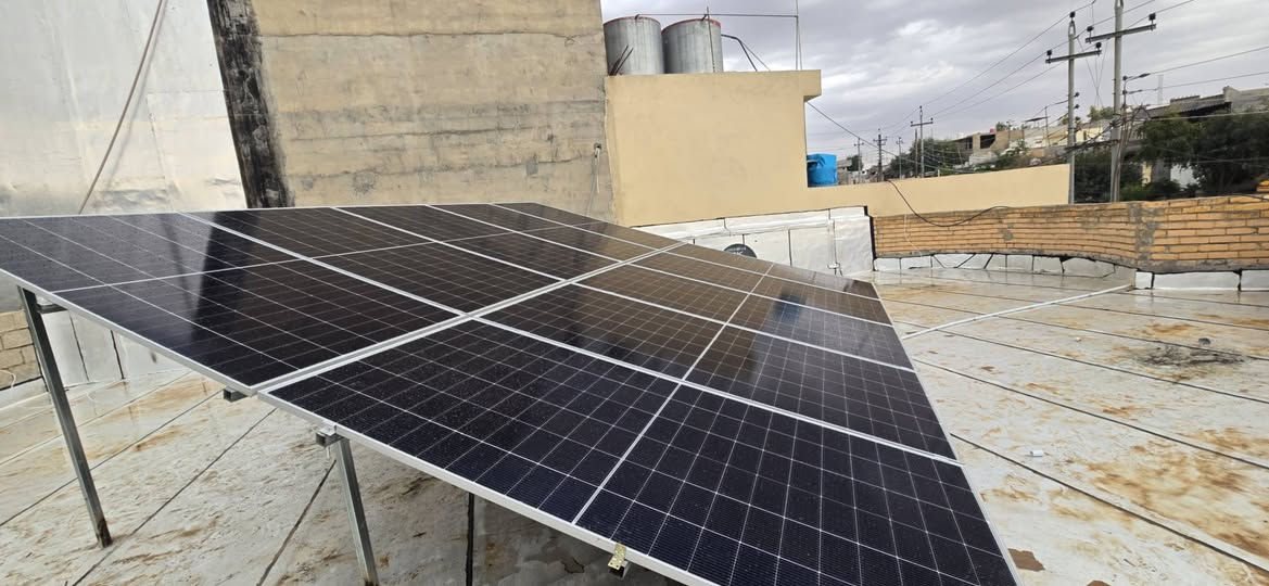 اليوم في خانقين 
تم بحمدالله تنصيب منظومة طاقة شمسية بقدرة 
20اميير نهاري و 10 امبير ليلي 
الواح بقدرة 615W  نوع لونجي ضمان 15 سنة
انفيرتر GROWATT  6Kw   ضمانة سنتين استبدال 
بطارية ليثيوم 10kw من شركة GENIXGREEN  ضمان 10 سنوات
صيانة لمدة سنة مجانية
للاستفسار الاتصال:-
***********
***********
***********
***********

GenixGreen  
GenixGreen Iraq  
المركز الذهبي-Golden Center 

#ألواح_شمسية #توليد_الكهرباء #نظام_كهروضوئي #مستقبل_الطاقة
#طاقة_شمسية #طاقة_متجددة #استدامة #بيئة_نظيفة
