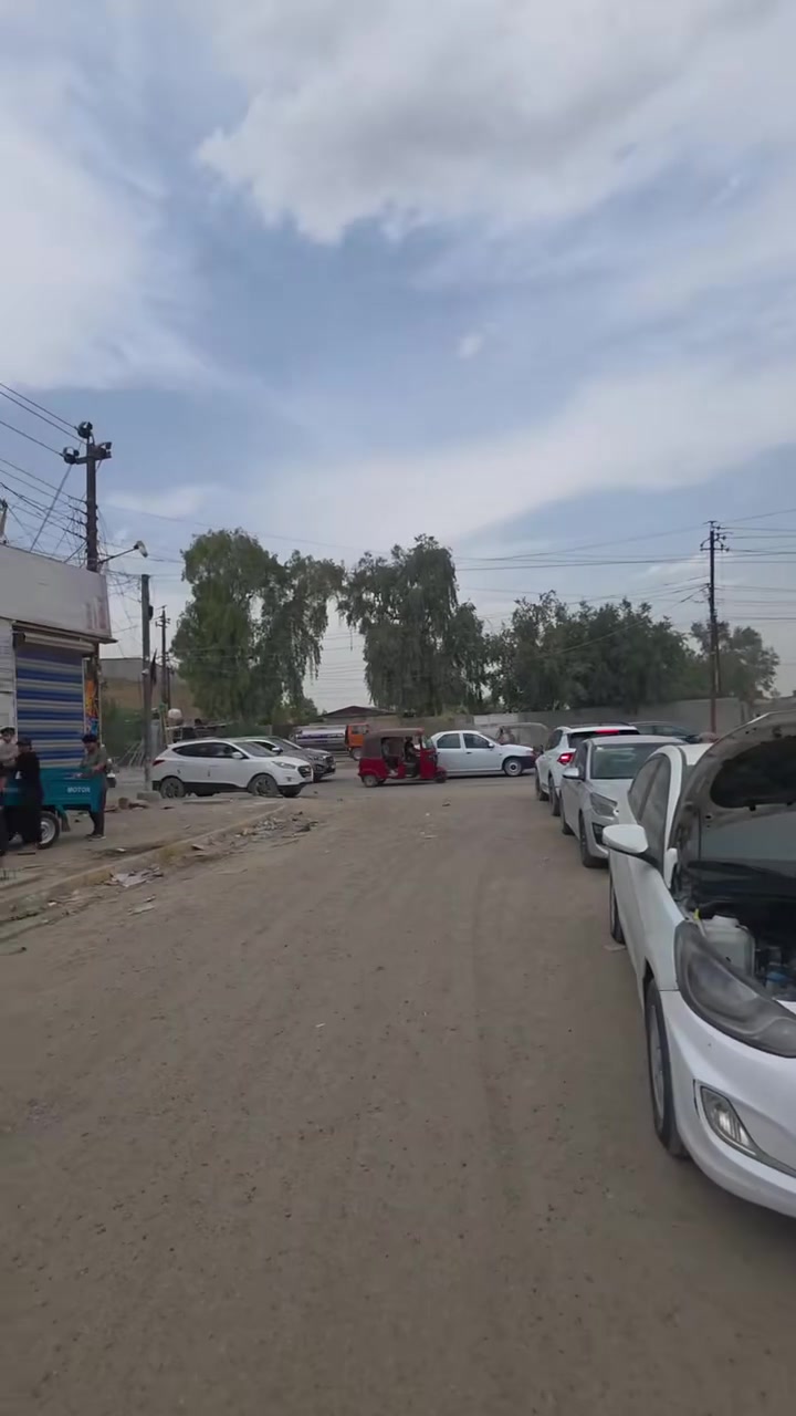 على بركة الله دار لبيع في منطقة حي البتول مع محلات 2 كبار تجاري مساحه 250 البيت امانه مصفر مشمول بلتطويب السعر 145وبي مجال ***********
