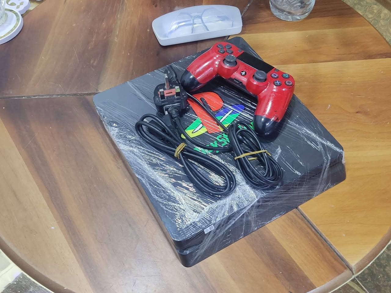 سلام عليكم بلي ستيشن فور مستعجل على بيتعه نظيف جداً غير مصلح مع كامل ملحقاته اصليه مع لعبه جي تي اي 5 سعرر

(225) الف وبي مجال للطيبين رقم الهاتف *********** مكاني بصرة المعقل
