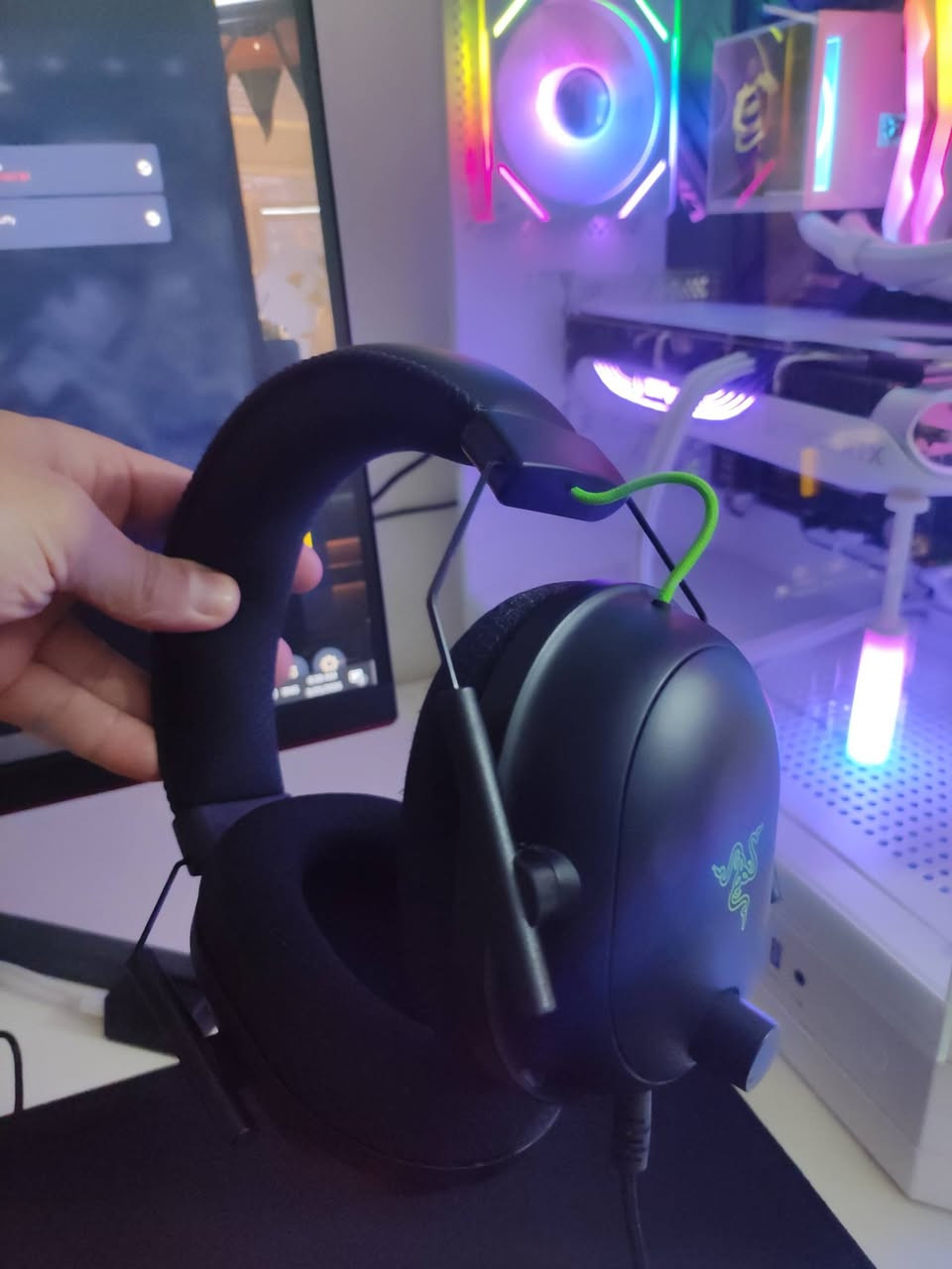 صباح الخير ♥️ 💙 💚
قطع باسعار مناسبة ونهائية وتوصيل متوفر ❤️

Razer Blackshark v2 usb sound card 7.1        السعرر (50) الف نهائي
من افضل واقوى السماعات الي ممكن تجربها كلش نضيفة ما بيها اي ذرة خلل وهاي مو X هاي يجي وياها كارت صوت نظافة 100%

ستاند مايك احترافي boom arm stand جديد فقط مفتوح من الكارتونه السعر قفل (25)

Ram 16gb ddr4 2666 1*16  قطعه جديد فقط مفحوص السعر قفل (50)

Ram Crucial 8gb 3200 rgb xmp قطعة
مستخدم السعر قفل (35)

مكاني بغداد الحرية متوفر توصيل  4 بغداد ومحافضات 6 وشكرا 💚 
***********
