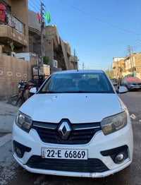 رينو سنمبل موديل 2019  مضروبه بس جنطه سياره كامله  السعر 68 $وبيها مجا...