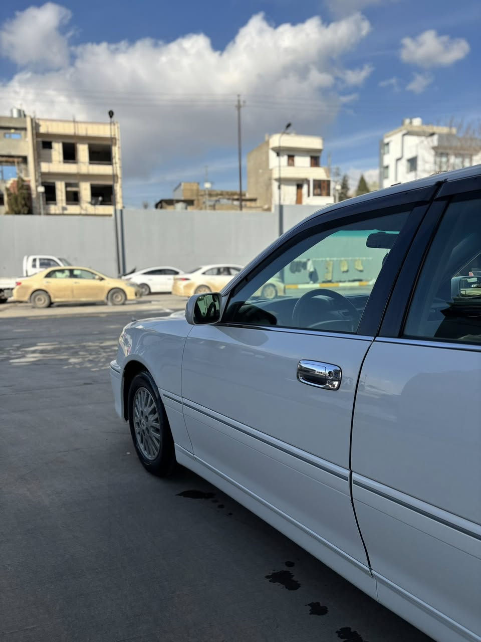 Malika 2002 موس
D4بچوک
١ دگمە
١ پارچە بویاخ
سەیارەکە نمونەیە لە جوانی
چرکەی تیا نیە
تایەو ویل تازەیە
شوین سلیمانی 
نرخی ٤٩$
***********
