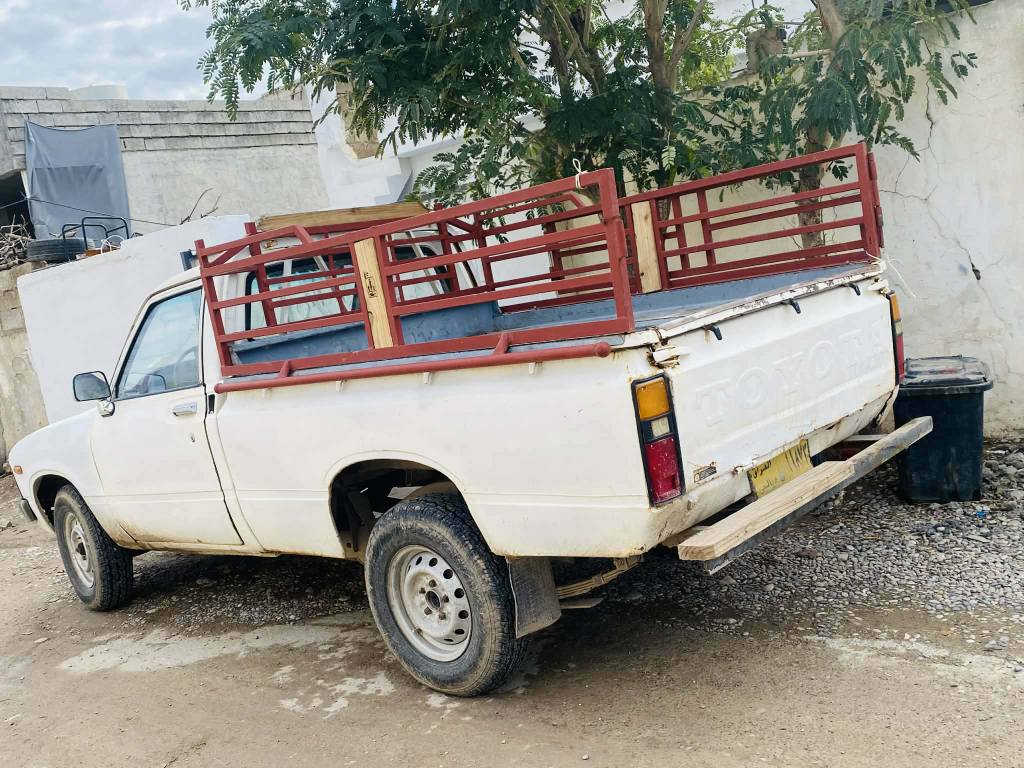 پیکاب مودیل 1980 بەشەرت حاسیبە چوار تای لۆک ناودەرگاو بەرگە کوشن تازە ناو بۆدی تازە  مەحەجەر تازە فەحل بەرزکریاوەتۆ بۆ بار مەکینەو گێر بێعەیب  لایشتو شتیشی  ئیشەکا   سعر 18 گڵاو مەجال *********** كالار, السليمانية
