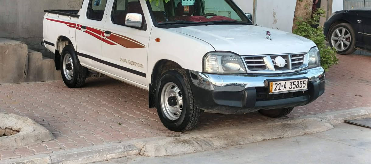 نیسان پیکاب 2008
 ڕەقەمو سەنەوی تا2030 تازەیە 
 سەیارەکە مەکی نەکراوەتە بەشەرتی غرامە و هەموشتێ چوار تایەی لۆکی لەژێرایە
***********

ئـەگەر سەیارەکەت دەفرۆشیت نامە بنێرە با بلاوی کەینەوە لۆت
