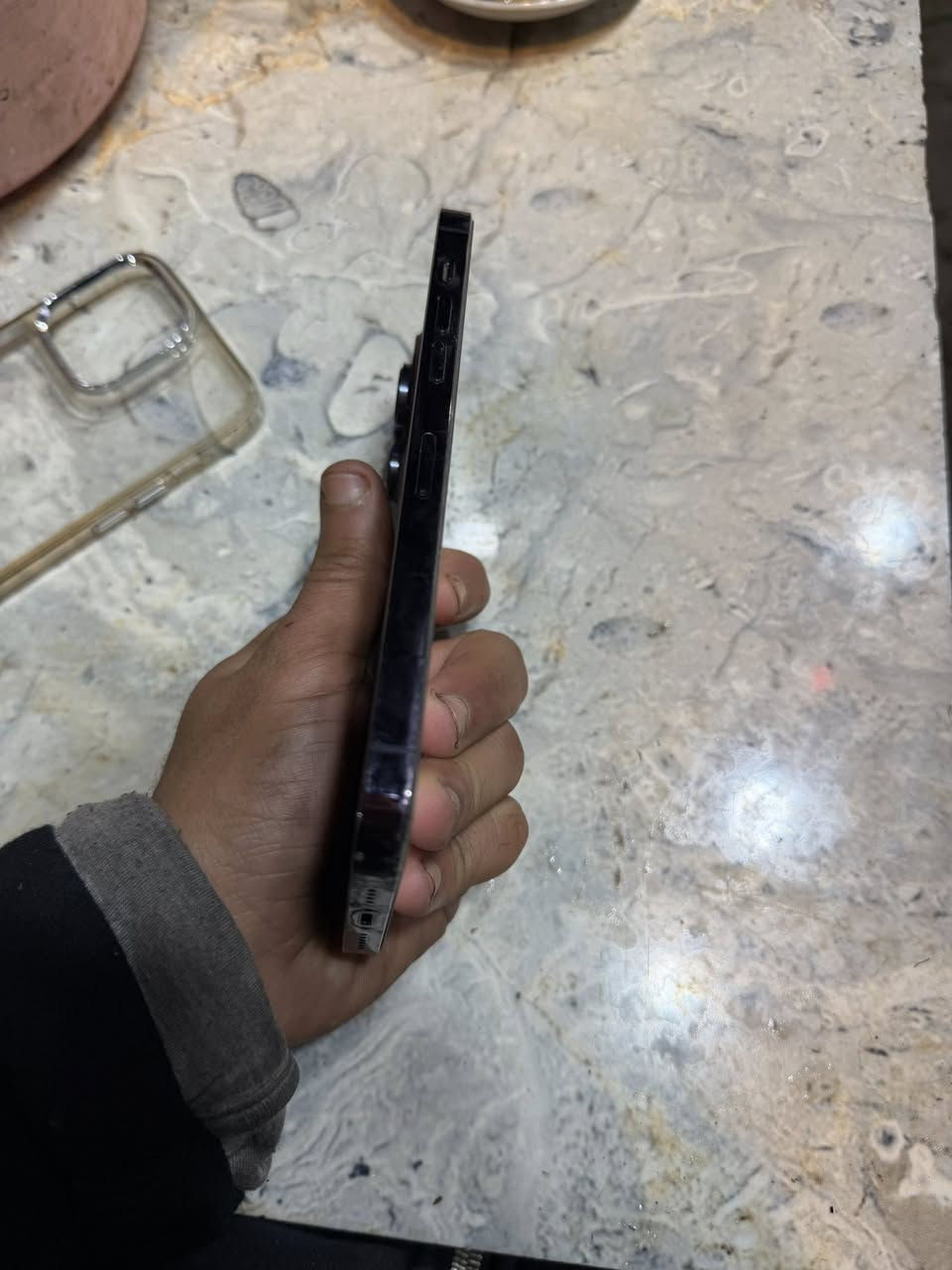 السلام عليكم أيفون14promax ذاكرة256بطارية82 ملحقاته كاملة السعر 850 وبي مجال حك الجية العنوان الكاظمية للاستفسار الاتصال على الرقم *********** مكلف بالنشر
