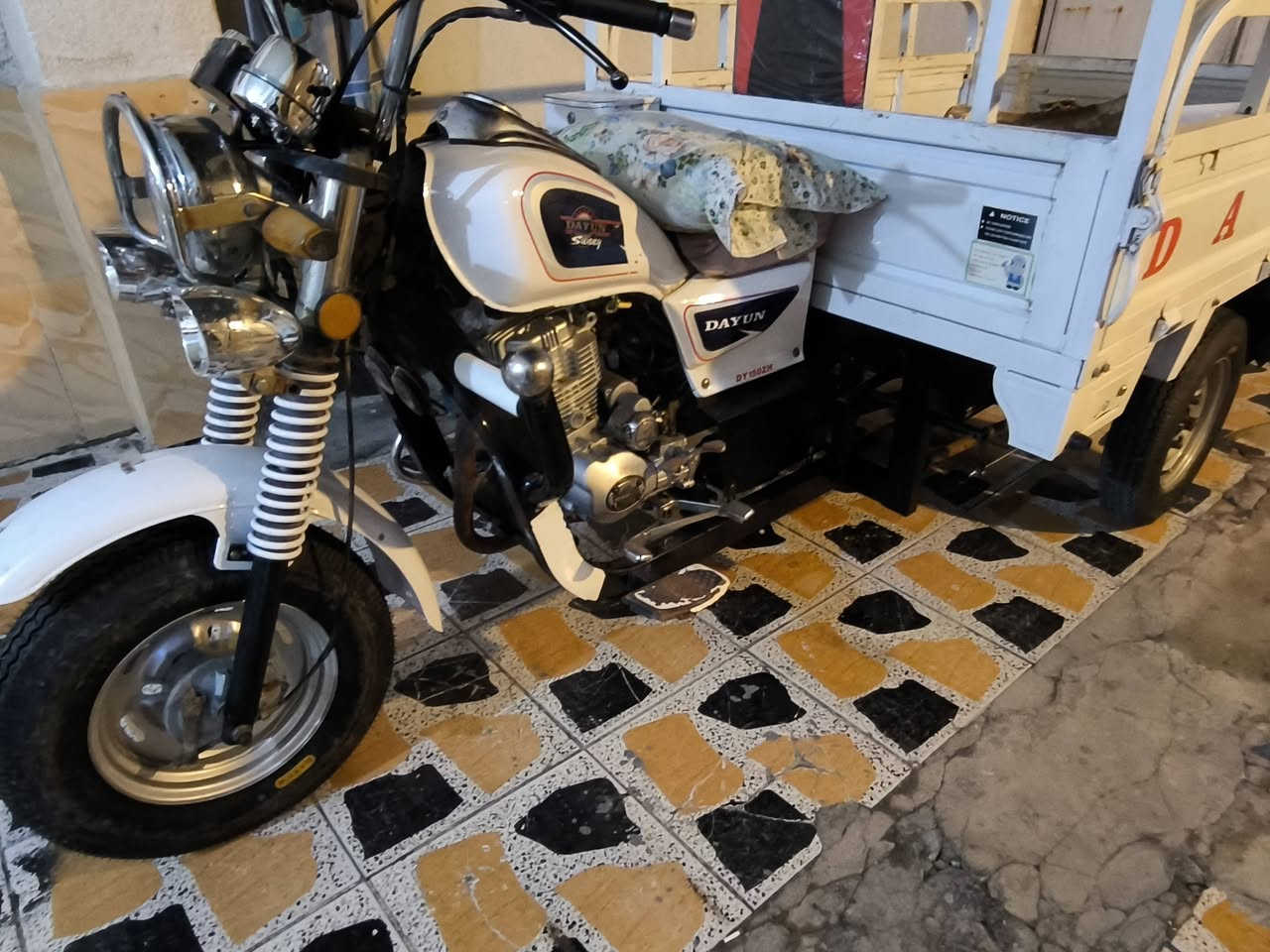 السلام.عليكم
دايون 2022 طالعه ب نهايه 2023
اوراق اصولي انا مطلعه من مجمع الكرار 
مامتعوبه عدي محل اجيب بس المسواك بيها 
محرك مكفول من الفتح وتنقيص فقط اكلجات
تيارات جدد قبل يومين شديتهن
باتري جديد 
الستوته خير من الله بالعافيه عل ياخذها
مكاني الناصريه الاسكان الصناعي
السعر 2 و600
***********
