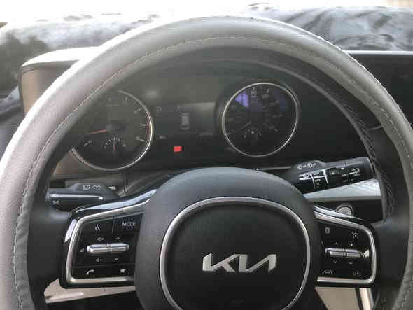 سلام عليكم 
بيع مستعجل كية كرنفال موديل 2024
السيارة جديدة ماشي 16فقط 
السيارة رقمها
فحص اربيل 
السعر 243 العنوان بغداد 
***********
