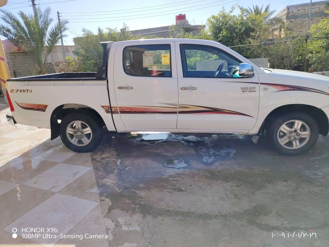 يالله سلام عليكم ورحمه الله وبركاته
هايلوكس فلاونزه للبيع 
موديل 2009
مكفوله كفاله بيه بارد قليل باب العبري 
شاصي 19 كويتي 
فول مواصفات شاشه ليزريه. كشن منفصل 
تخم تاير جديد 
حداده جديده 
تبريد ثلج 
كير عادي 
رقم بصره الماني سنويه لل 27
السايره جاهزه علئ لاخير 
السعر 142
مكانه البصره المدينه ام الشويج 
***********
