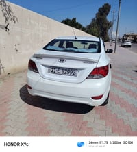 سيارة اكسنت 2013 للبيع  وارد خليجي  محرك 1600  صدر جديد تخم تاير  سيار...