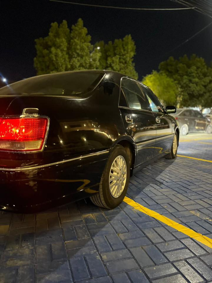 سلام عليكم ملكه كفاله عامه مكينه ففتي فيشتين سياره جهازه من كلشي بيه موعد حجز بشهر 4 بسمنه تبريد حداده تخم تاير السعر 75 وبيه مجال الشراي مامتواجد ع نت ***********
