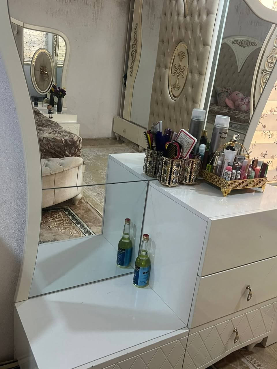 سلام عليكم عندي هاي غرفه للبيع ٨قطعه نضيف مابيها اي عيب ٣٥٠ الف تواصل علىً خاص


**إذا كنت صاحب هذا الإعلان وتريد حذفه لأي سبب، رجاءا أرسل رسالة إلى الدعم الفني**