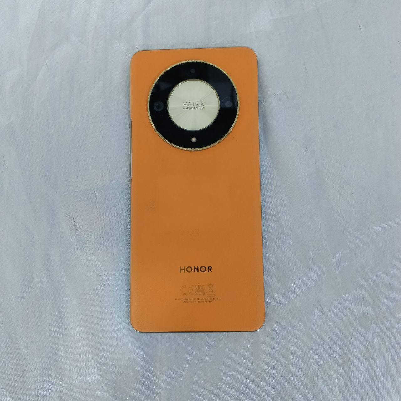 اسم الجهاز : honor x9b
ذاكره : 256
النظافه : الكلاس الخارجي مفطور فقط الشاشه مابيها اي مشكله
النظام : اونر ماجك OS
حاله الجهاز : لا مفتوح ولامصلح شرط الفحص وين ما يعجبك
الملحقات : جهاز فقط 
السعر  : 225 الف

توصيل لكل العراق 5 الاف


**إذا كنت صاحب هذا الإعلان وتريد حذفه لأي سبب، رجاءا أرسل رسالة إلى الدعم الفني**